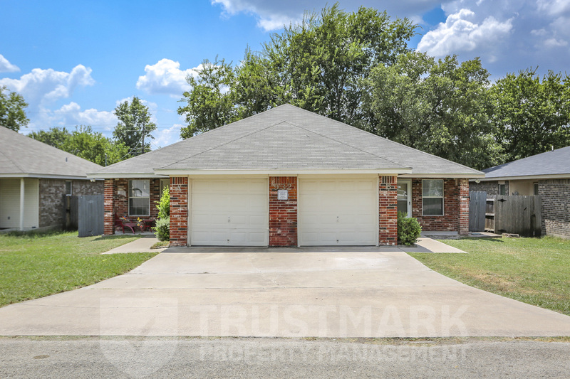 Harker Heights Condo: 932 B Maplewood Dr