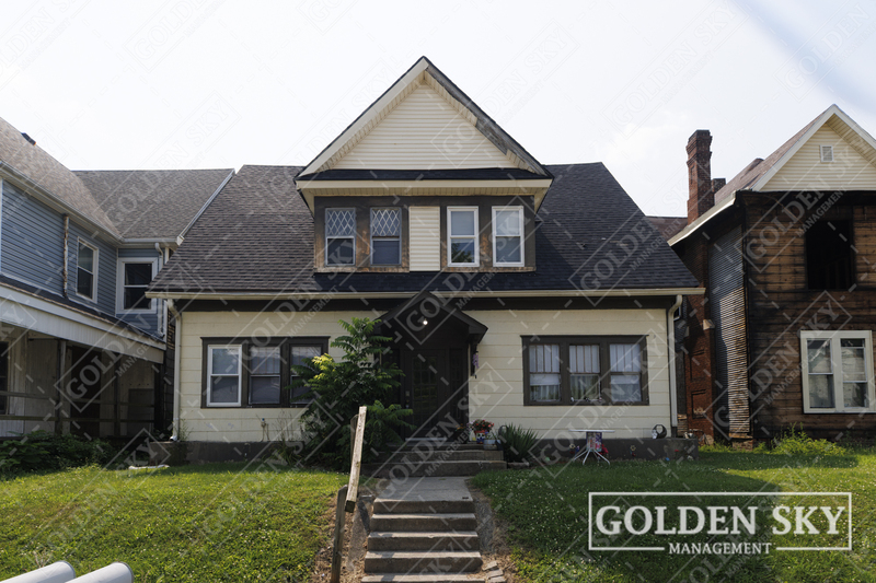 Muncie House: 427 South Mound Street