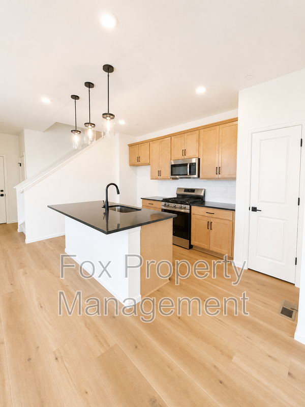 Erie House: 300 Nighthawk Street