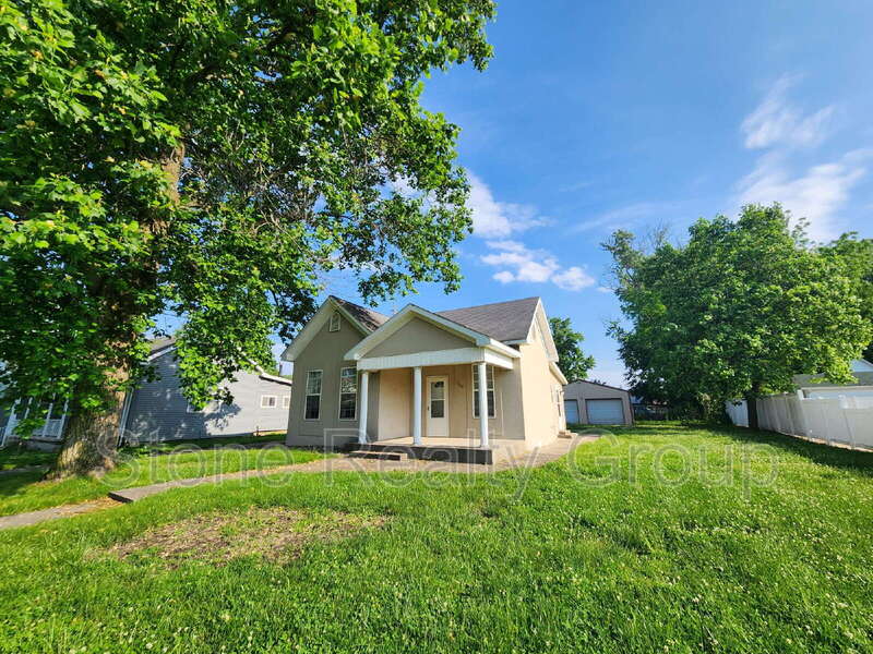 Riley House: 7762 Main Street