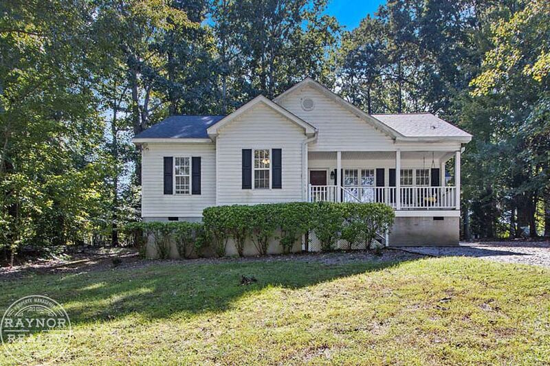 Louisburg House: 634 Sagamore Dr