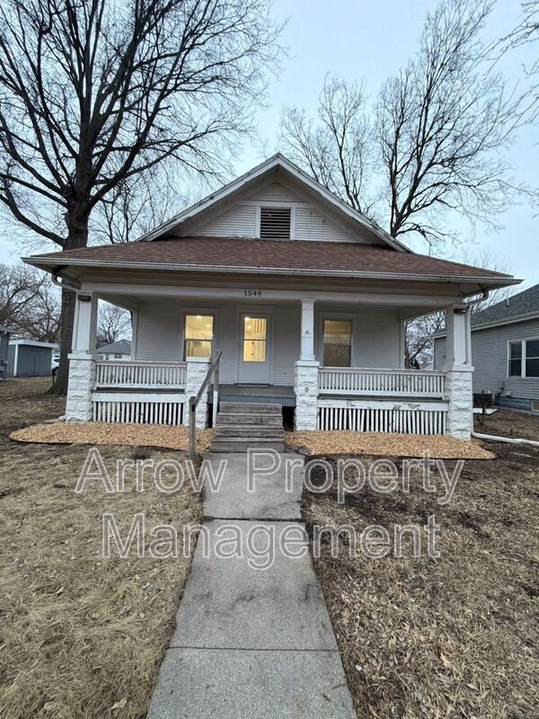 Lincoln House: 1549 N 23