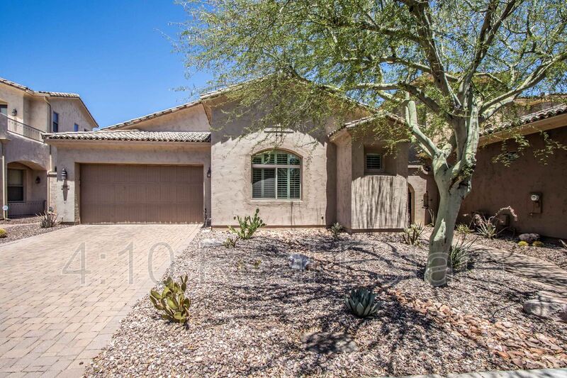 Litchfield Park House: 14590 W. Hidden Terrace Loop