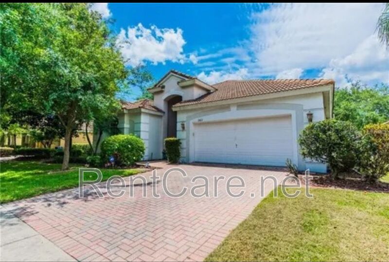 Windermere House: 1363 Glenwick Dr