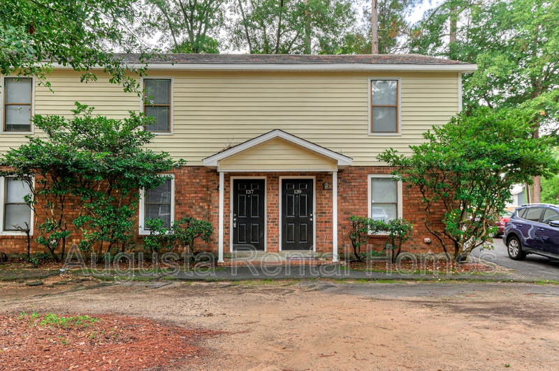 North Augusta Condo: 137 Chalet North Ct