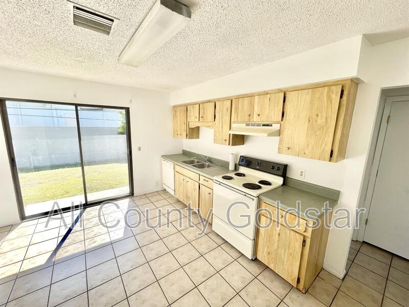 Englewood Condo: 1719 Florence Ave