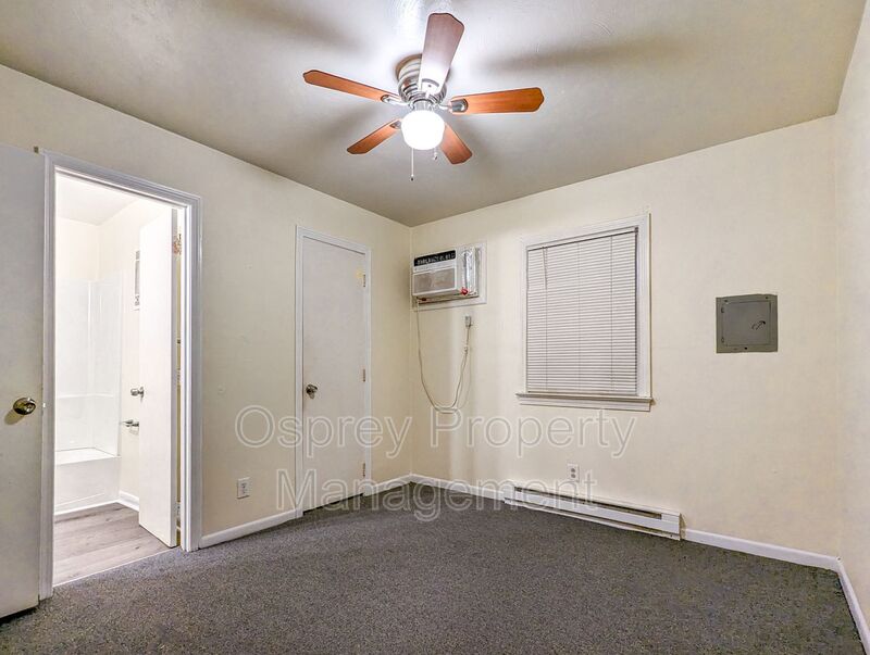 1 bedroom unit available 