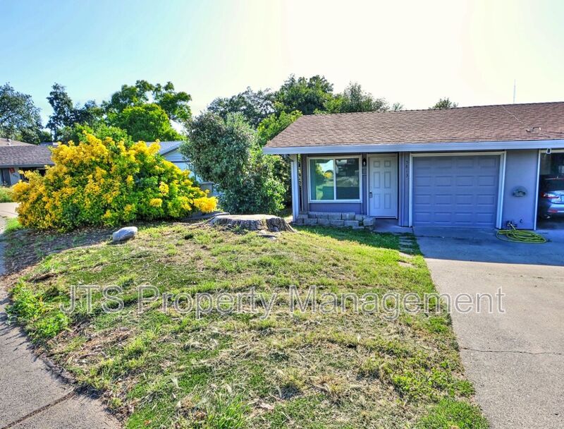 Carmichael Condo: 5813 Cash Ct