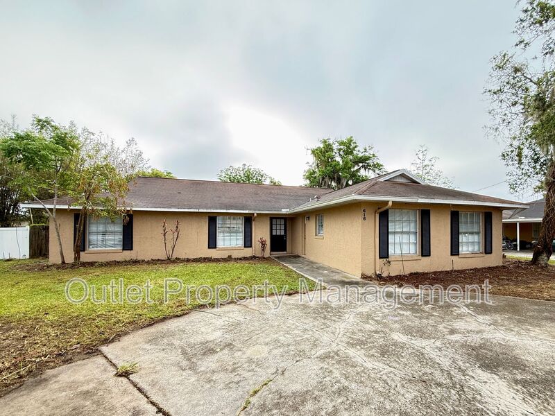 Winter Park House: 616 Driver Ave