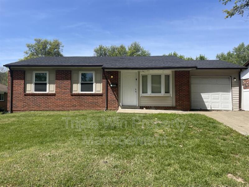 Florissant House: 2415 Stoney End Ct