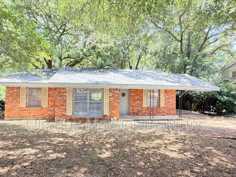 Mobile House: 320 Syracuse Street