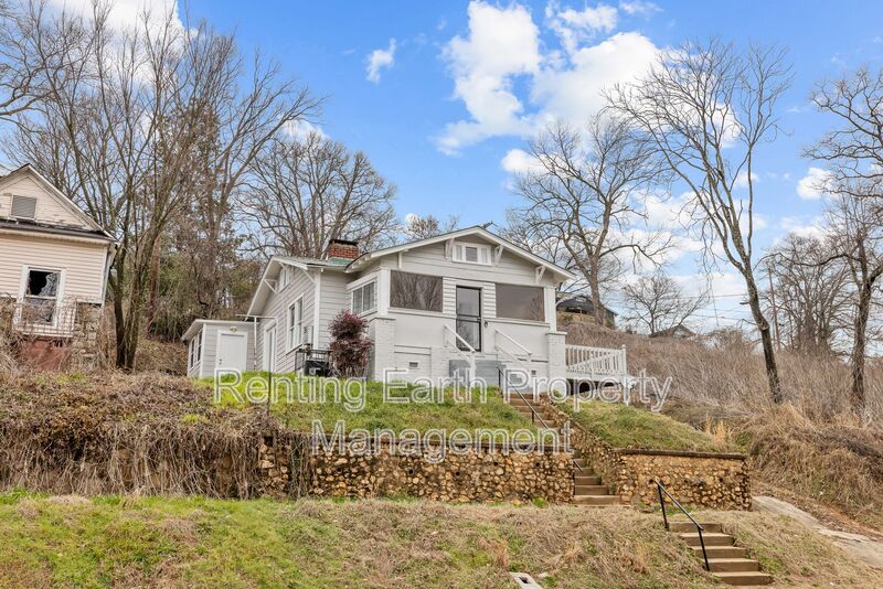 Birmingham House: 2712 24th Street Ensley