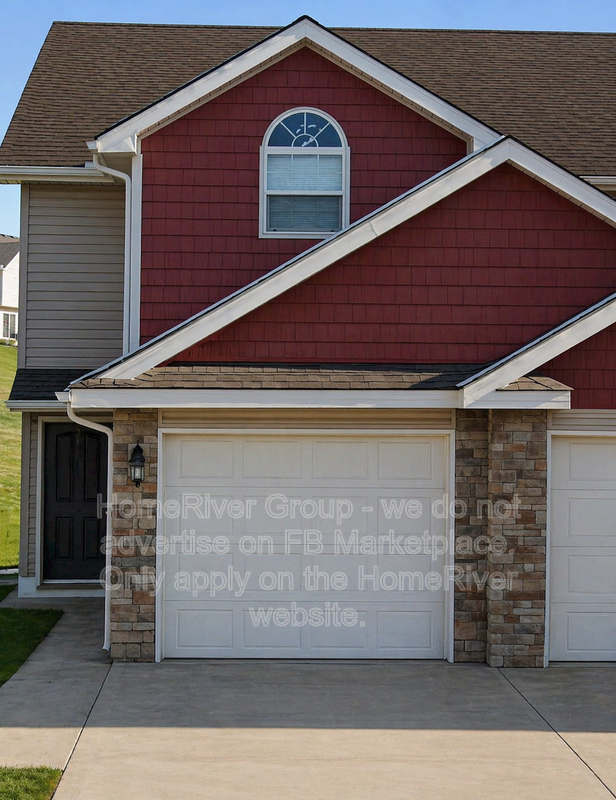 Kansas City Townhome: 8321 N Spruce Ave