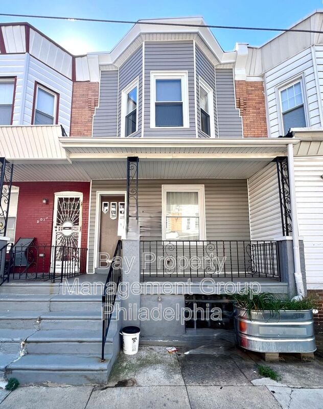 Philadelphia House: 5612 Walton Ave