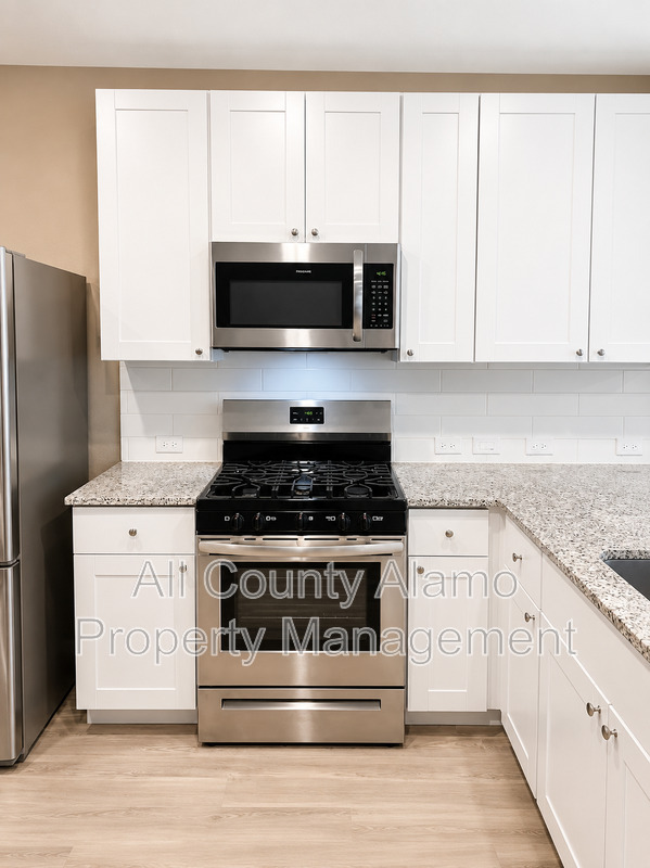 Main Rental Photo 8