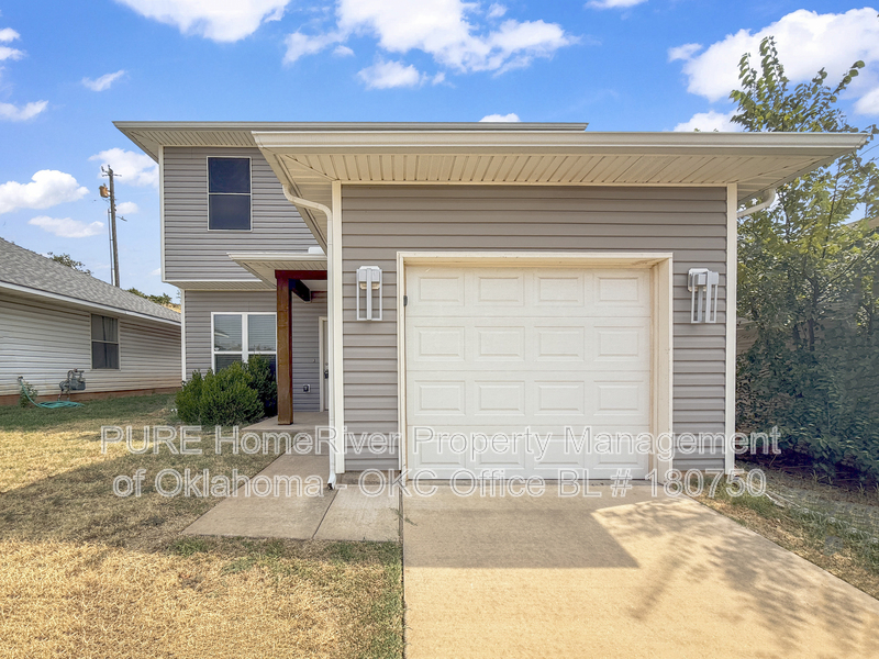 Edmond House: 428 Belmont Cir