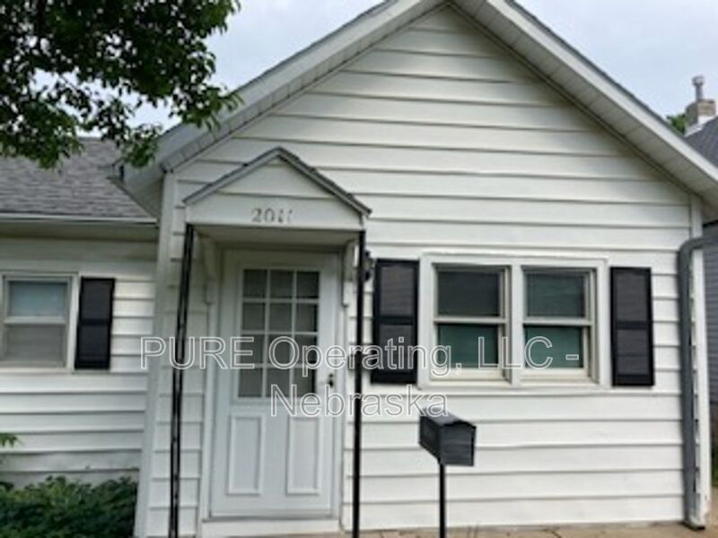 Omaha Condo: 2011 S 7th St