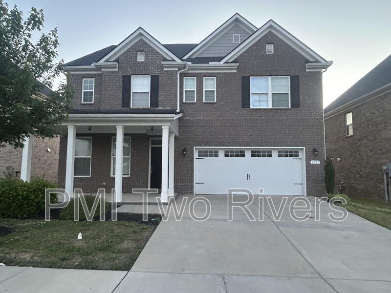Hermitage House: 6021 Blackberry Ridge Lane