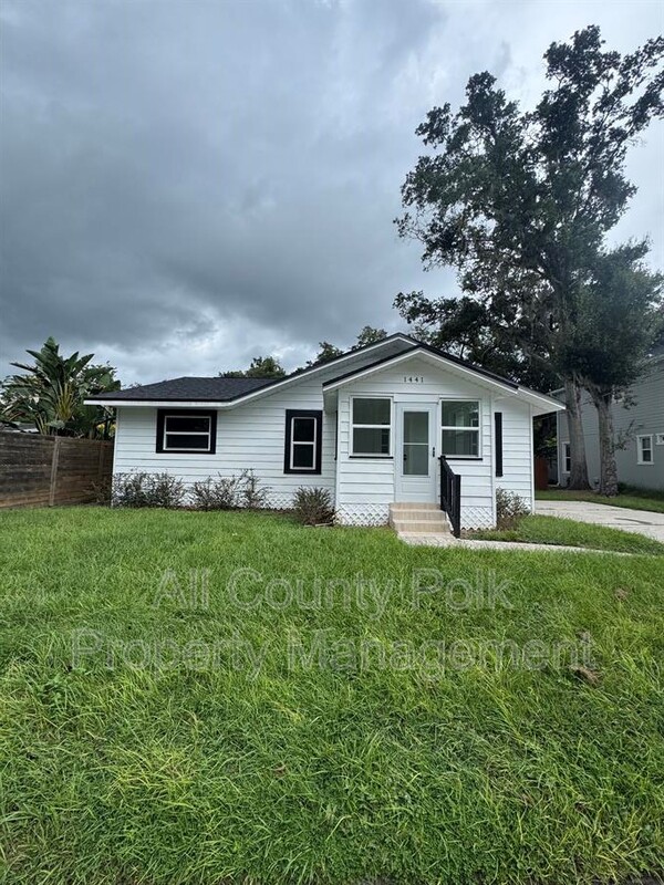 Orlando House: 1441 Dann St.
