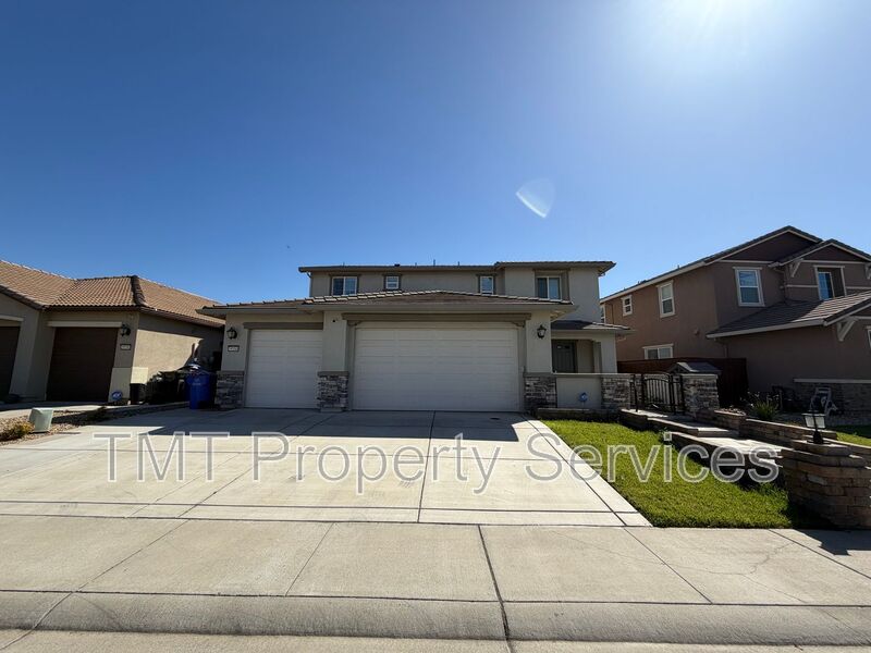 Elk Grove House: 9554 Sauterne Way