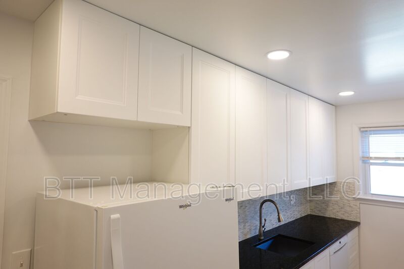 Silver Spring Condo: 8802 Plymouth St