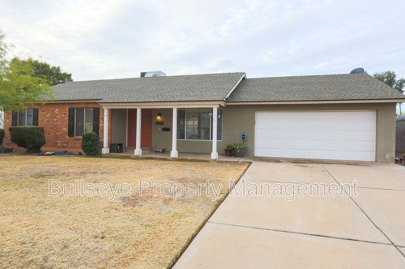 Phoenix House: 2845 E. Sierra St.