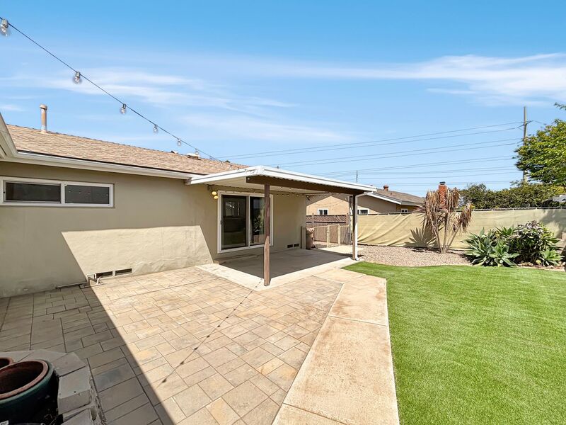 San Diego House: 8775 Cairo Court