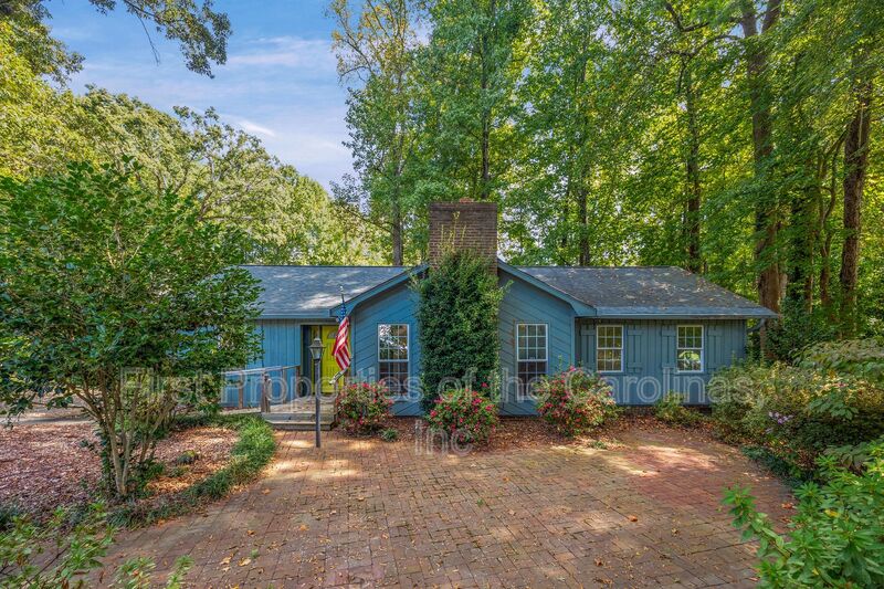 Mint Hill House: 7423 Kuck Road