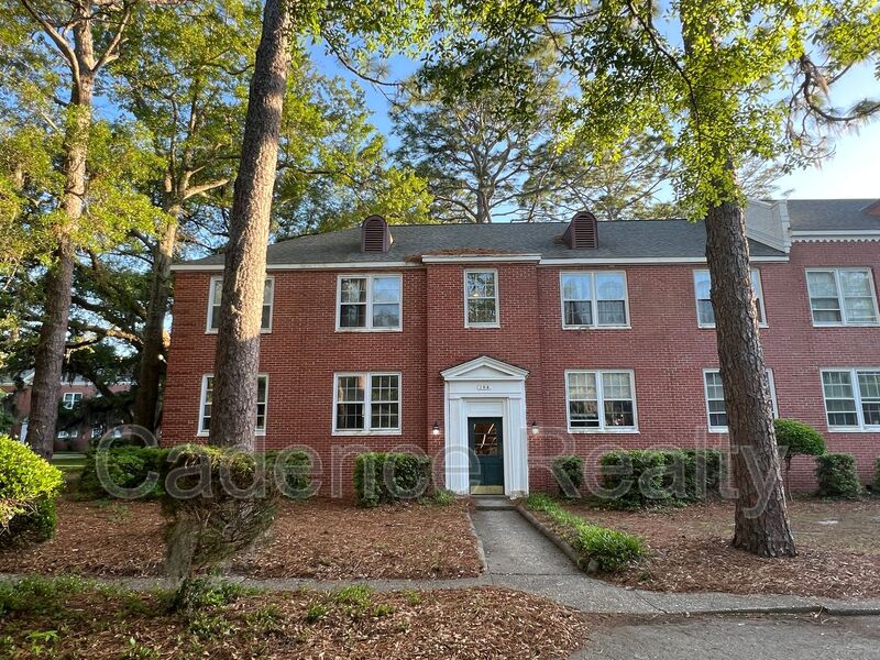 Wilmington Condo: 2940 Oleander Drive