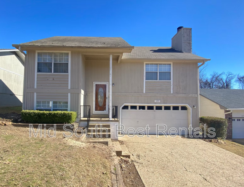 Sherwood House: 125 Almond Cv