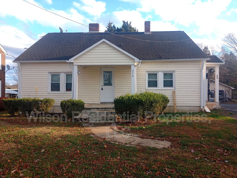 Winston-Salem Condo: 230 Polo Road