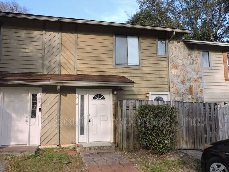 Pensacola House: 3510 Parkwood Ave