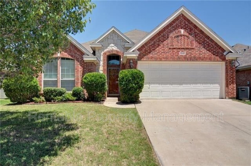 Fort Worth House: 4948 Sunset Ridge Dr