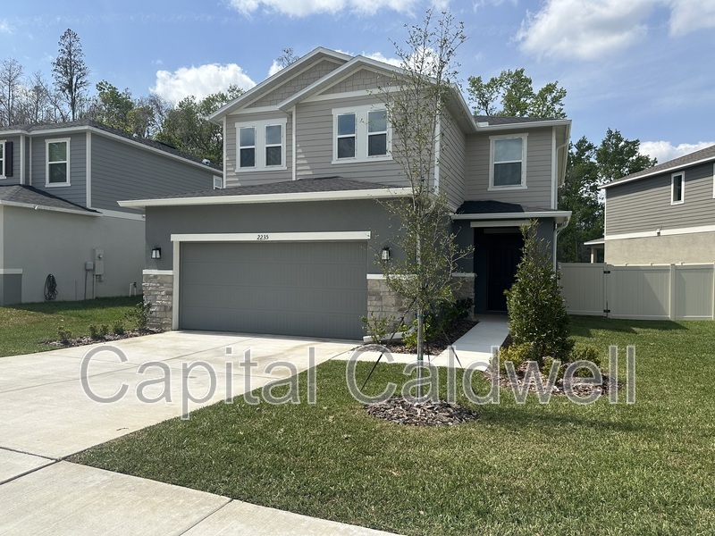 Zephyrhills House: 2235 Cascading Stream Rd
