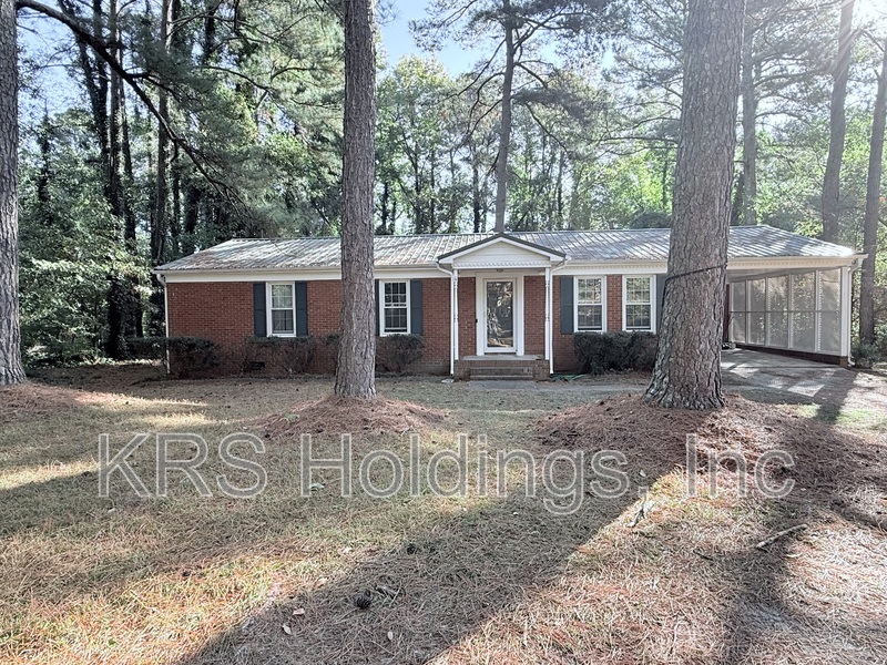 Apex House: 8329 Bells Lake Road