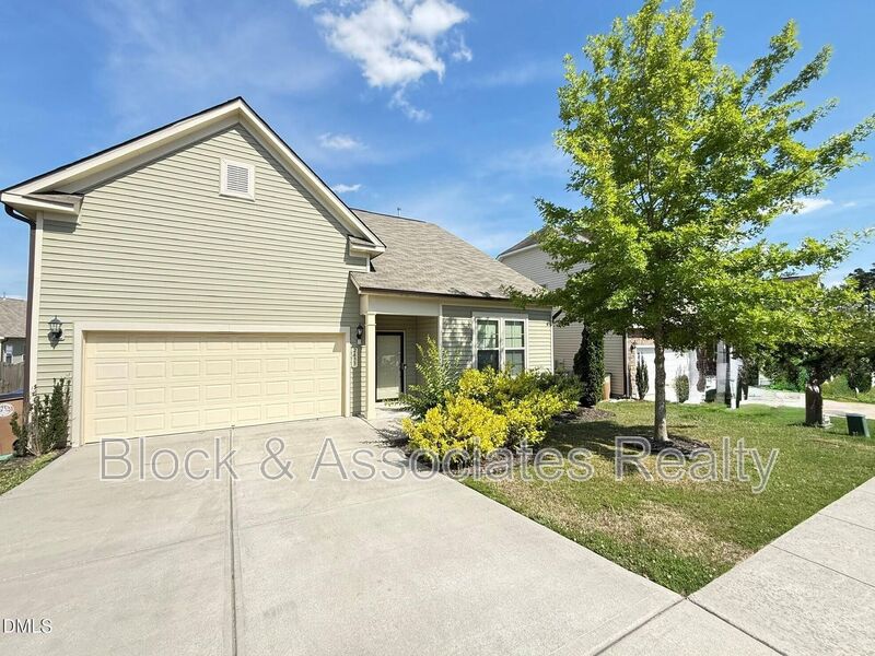 Wake Forest House: 2433 Cedar Rock Drive