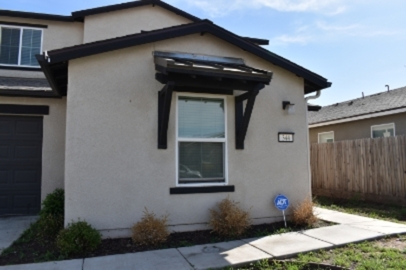 Merced House: 624 Suzanne Drive - 2