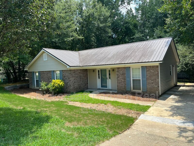 Columbus House: 4310 Hart St.