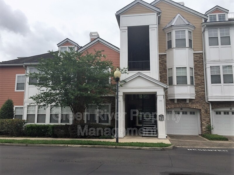 Jacksonville House: 8550 Touchton Rd
