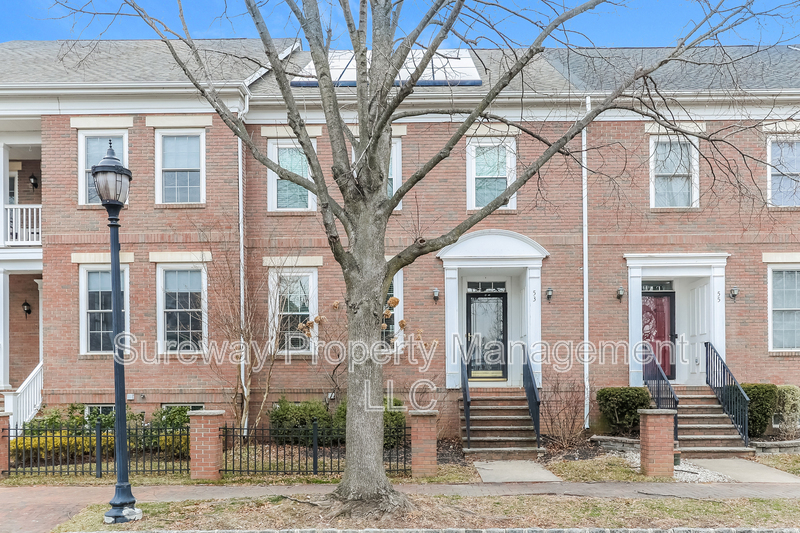 Robbinsville Townhome: 53 Malsbury St