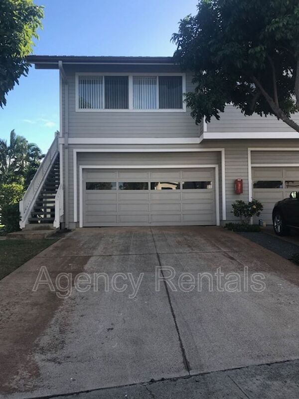 Kapolei Townhome: 92-1465 Aliinui Dr