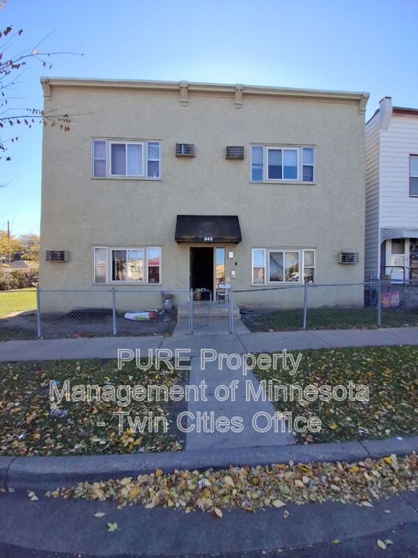 Saint Paul Condo: 840 Beech St