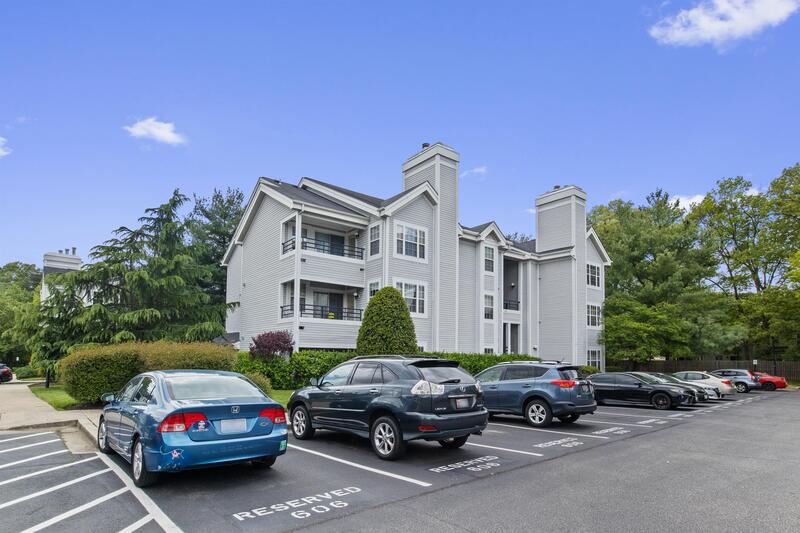 Odenton Condo: 606 Moonglow Road - 201
