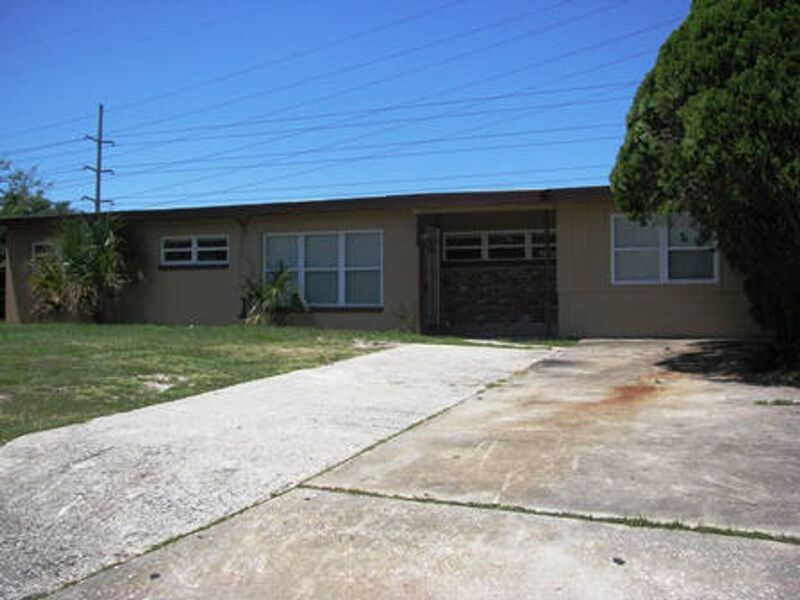 Orlando House: 2108 Emeralda Rd