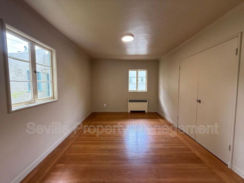 Berkeley Condo: 1526 Arch Street