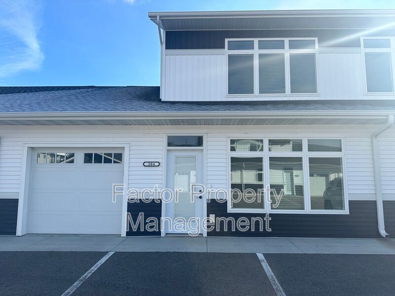 Mankato Townhome: 304 Prairie Rose Trail