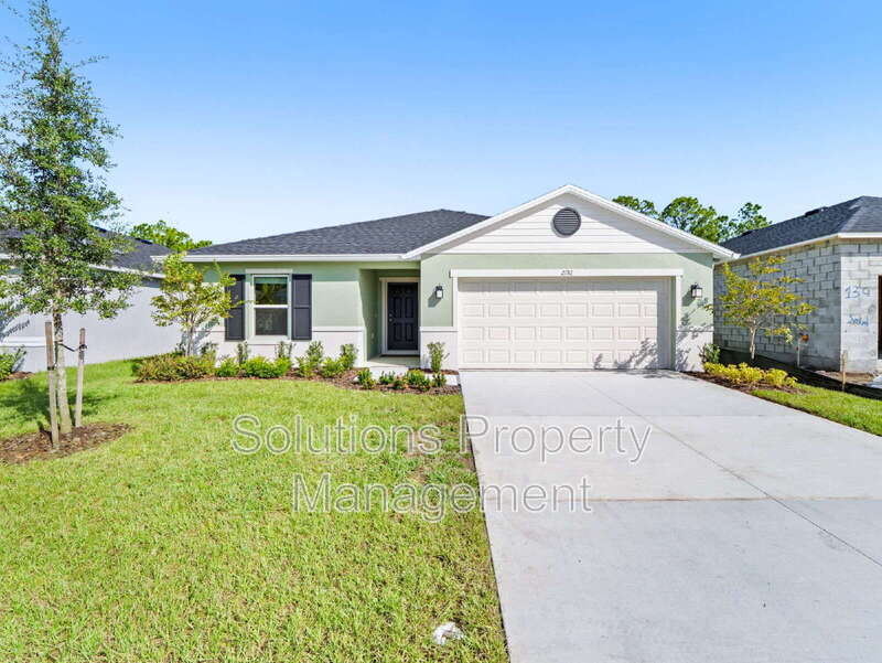 Titusville House: 2192 Vinifera Dr