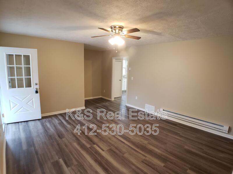 White Oak Condo: 1145 Lincoln Way - 1st Floor