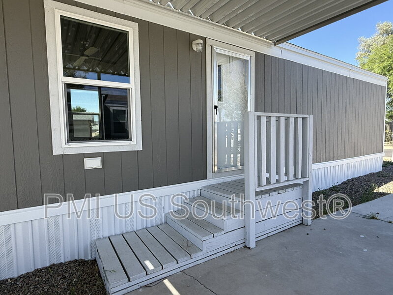 Bullhead City House: 1866 El Dorado Dr