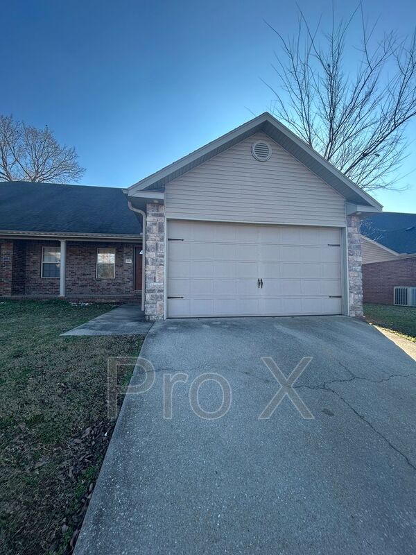 Bentonville Condo: 3005 SW Amberwood Ave.